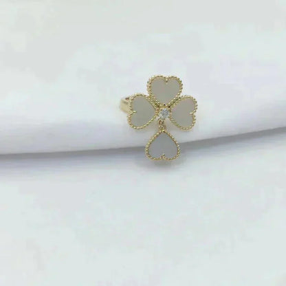 [ELAN LUXE]SWEET CLOVER WHITE MOP RING