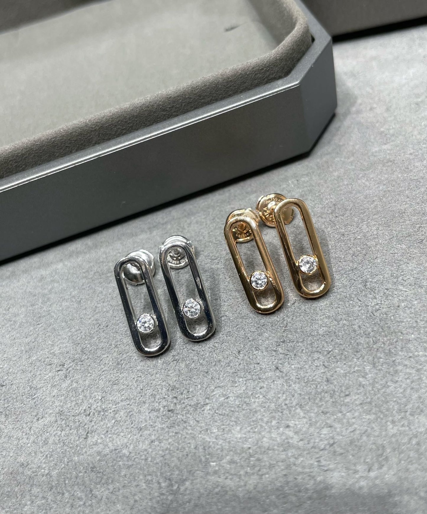 [ELAN LUXE]MOVE UNO SMALL 1 DIAMOND EARRINGS