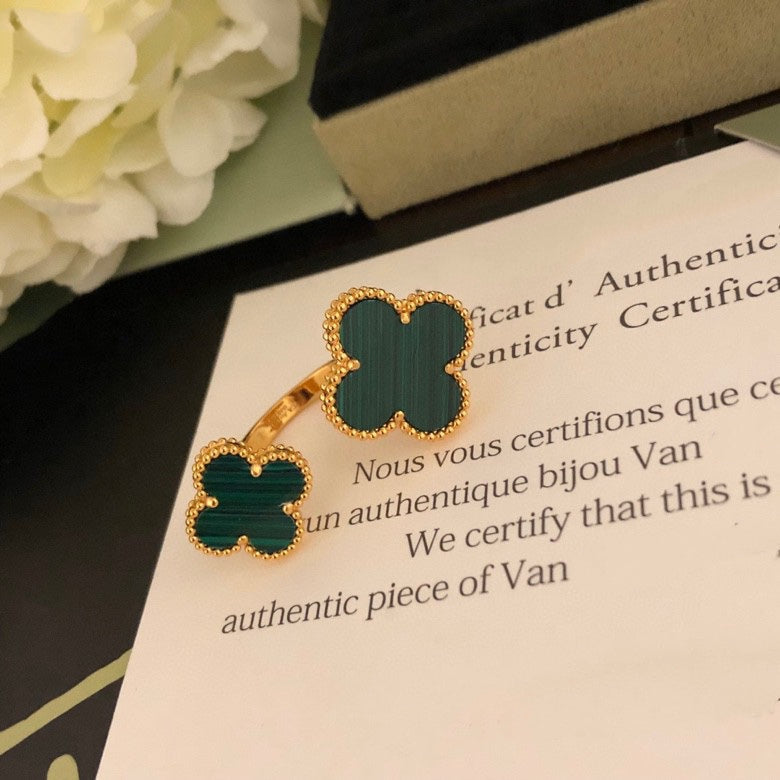 [ELAN LUXE]CLOVER BETWEEN THE FINGER RING