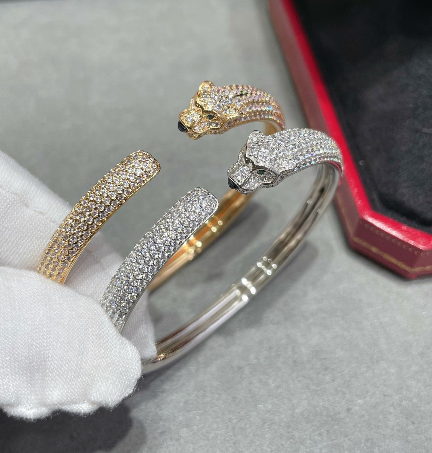 [ELAN LUXE]PANTHERE FULL DIAMOND OPEN BRACELET