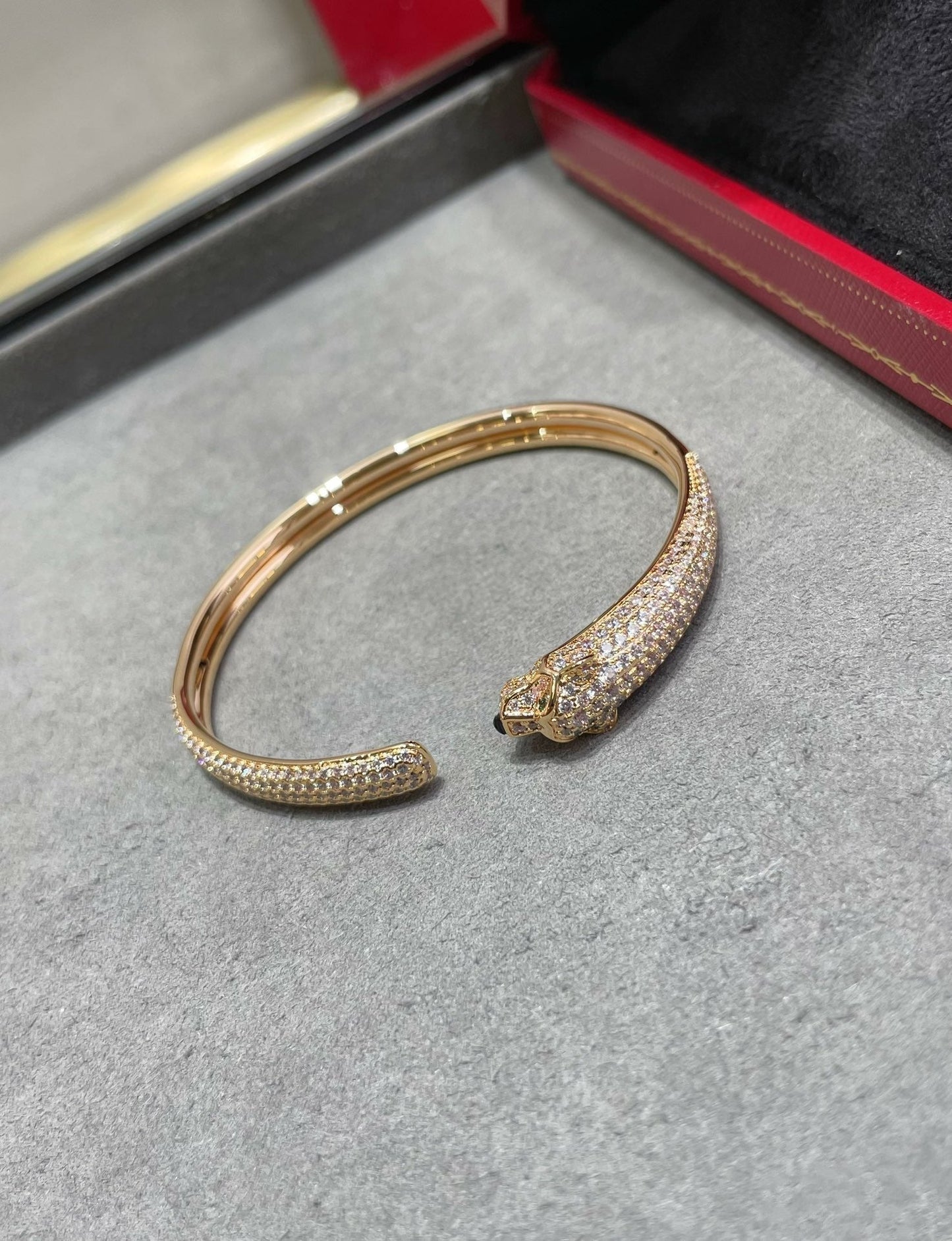 [ELAN LUXE]PANTHERE FULL DIAMOND OPEN BRACELET