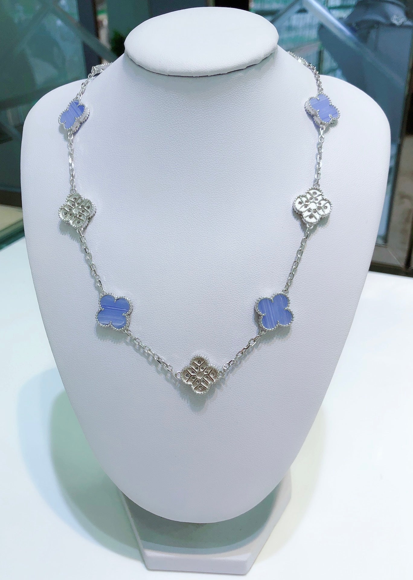 [ELAN LUXE]CLOVER 10 MOTIFS CHALCEDONY DIAMONDS SILVER NECKLACE