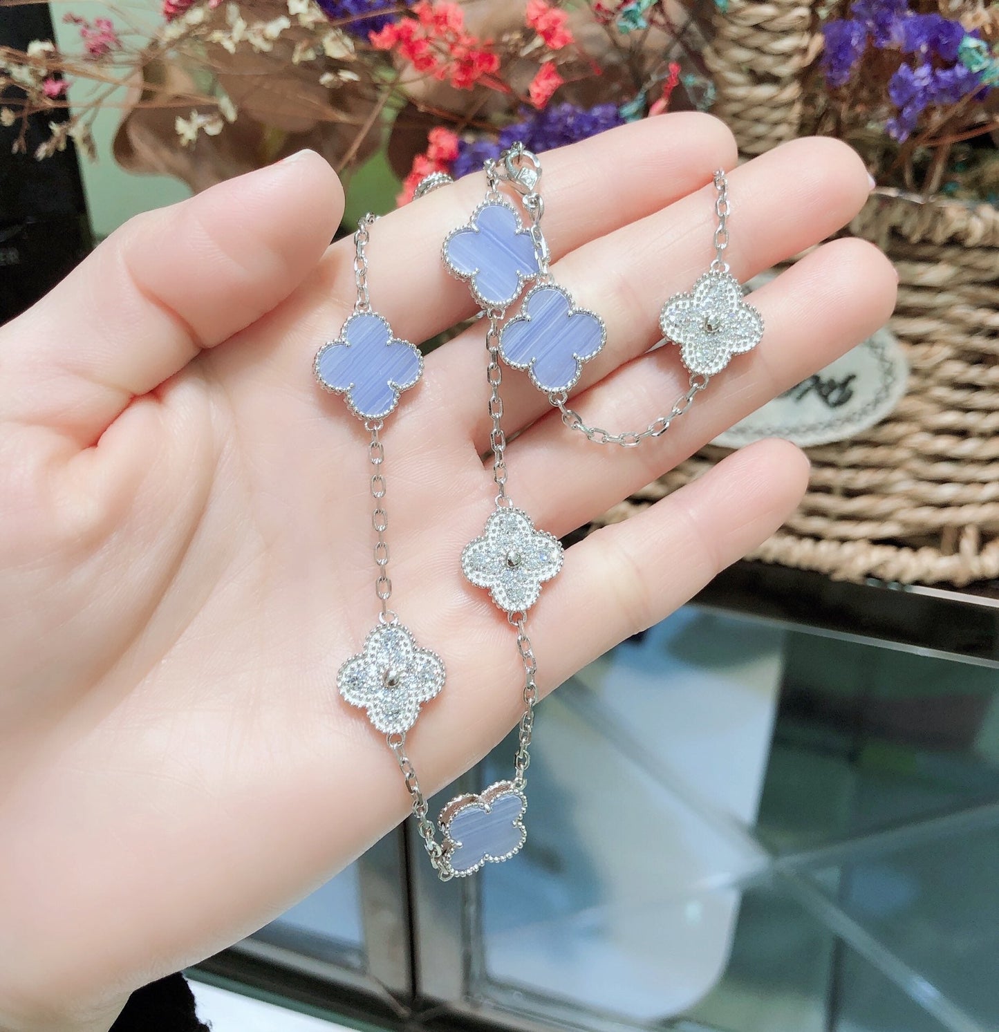 [ELAN LUXE]CLOVER 10 MOTIFS CHALCEDONY DIAMONDS SILVER NECKLACE
