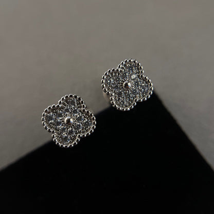 [ELAN LUXE]CLOVER MINI DIAMOND STUD EARRINGS