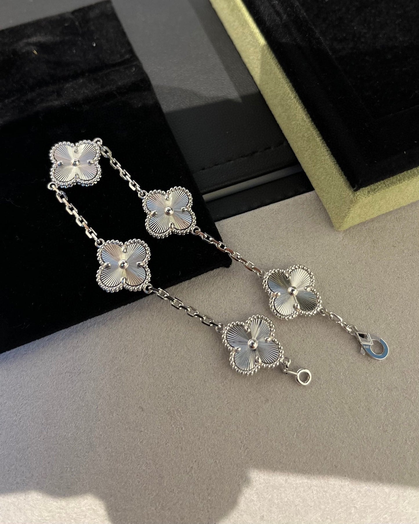 [ELAN LUXE]CLOVER SILVER 5 MOTIFS BRACELET